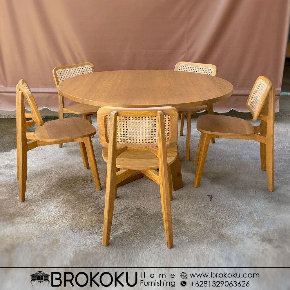 Set meja makan kayu jati jepara plus 5 kursi modern BHF-143